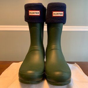 Hunter Boots, Original Short Rain Boots with Socks, never worn